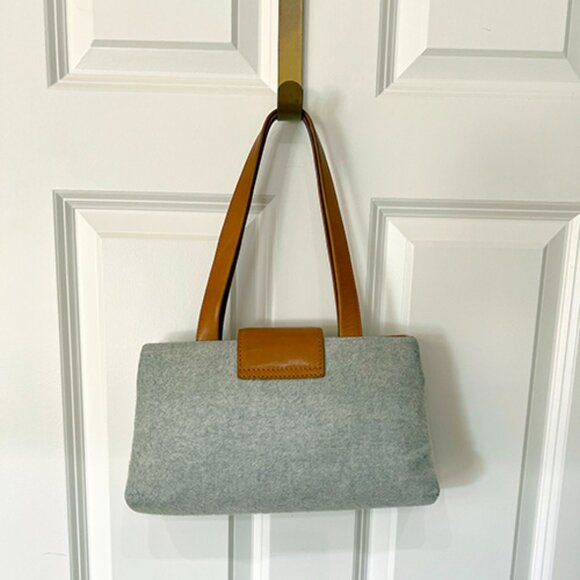 Authentic Bvlgari Grey Wool Shoulder Satchel Handbag - Picture 4 of 15